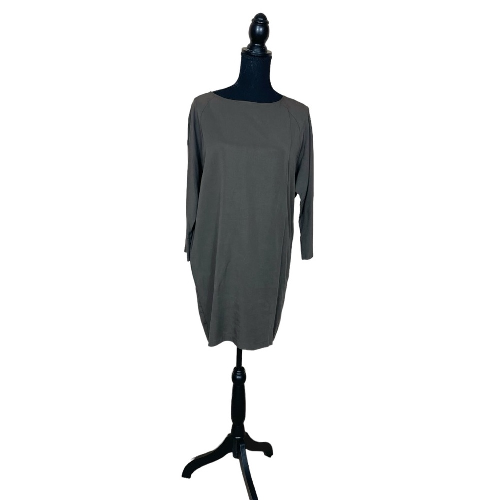 EUC Blaque Label Olive Shift Dress with Pockets